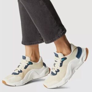 SOREL Women's Kinetic™️ RNEGD Lace Sneakers